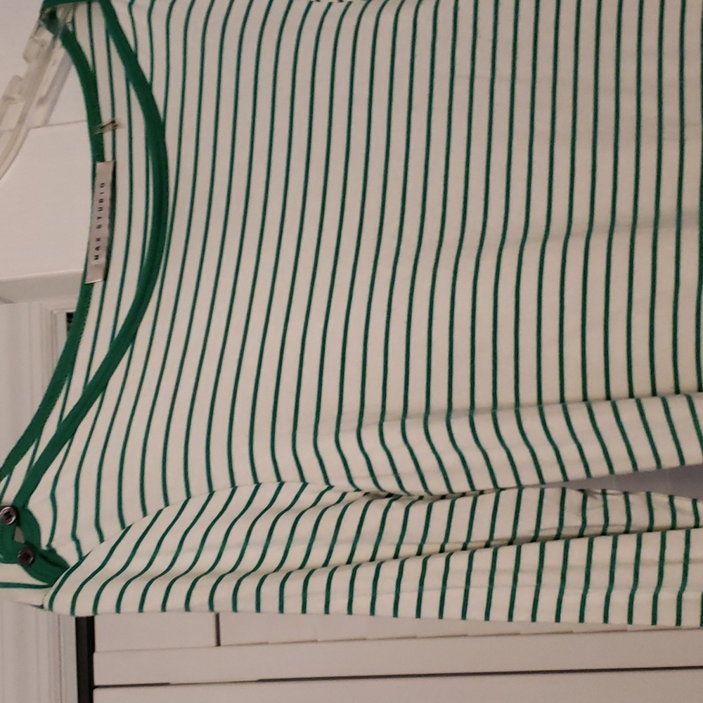 Max Studio Top - Picture 4 of 5